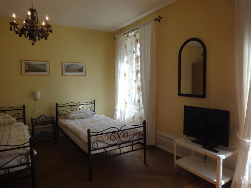 3 Camere Βασιλεία Δωμάτιο φωτογραφία